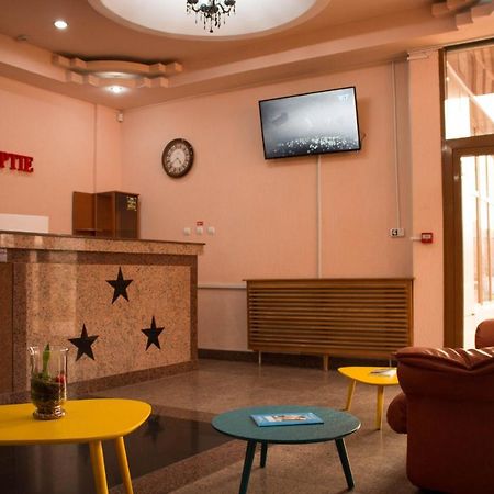 N&S Hotel Barlad Bîrlad Zewnętrze zdjęcie