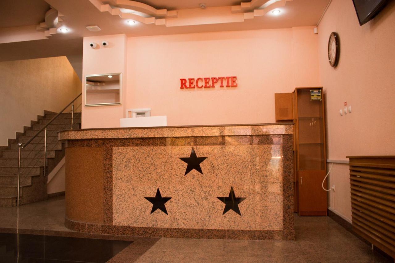 N&S Hotel Barlad Bîrlad Zewnętrze zdjęcie